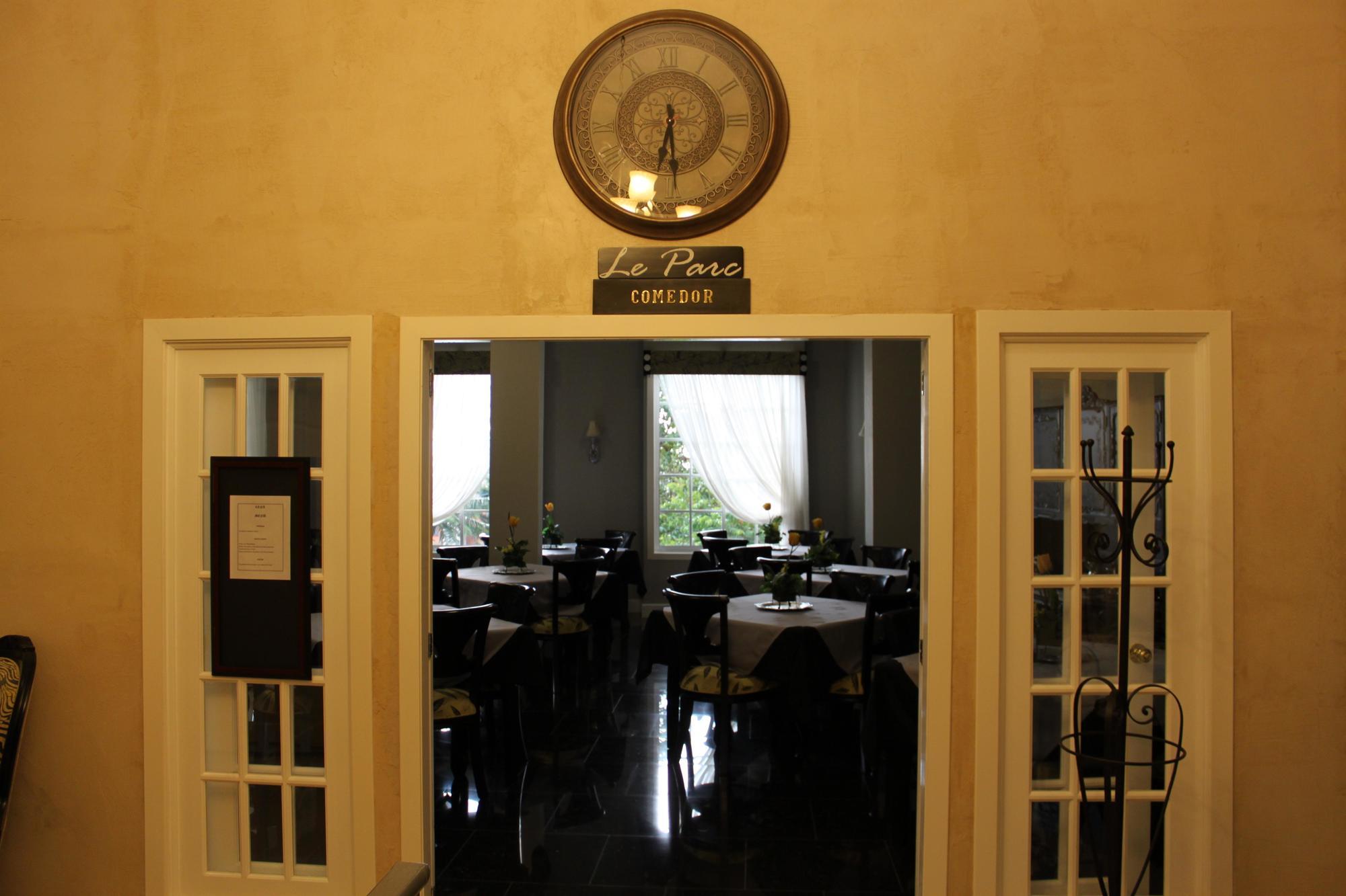 Victoria'S Park Hotel Armenia  Ngoại thất bức ảnh